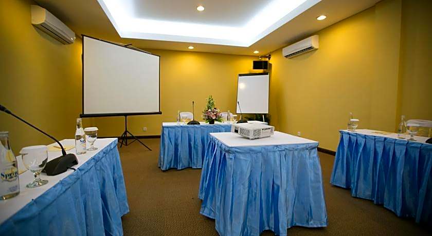 Legian Paradiso Hotel