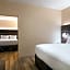 Holiday Inn Express Hotel & Suites Everett By IHG