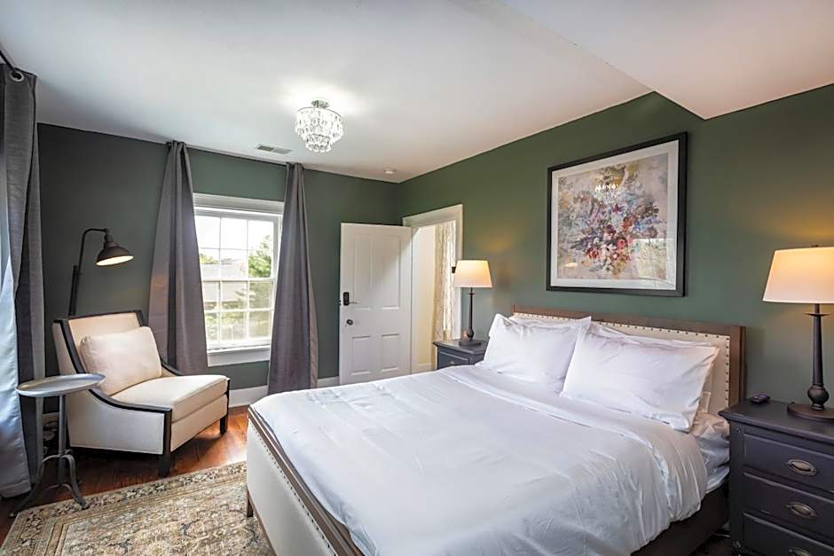 The Legacy Inn