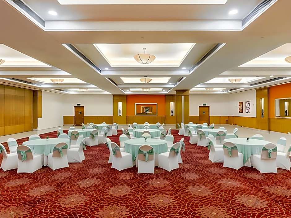 Lemon Tree Hotel East Delhi Mall