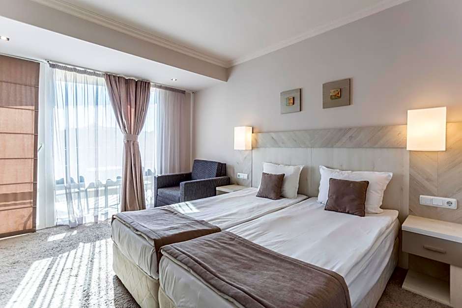 Selena Beach Family Hotel - All Inclusive Light