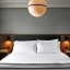 The Melrose Hotel