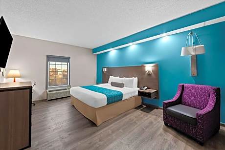 King Room - Disability Access - Non-Smoking