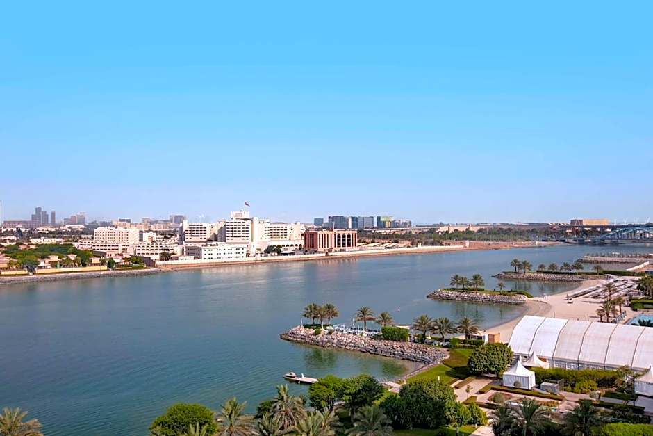 Traders Hotel, Abu Dhabi