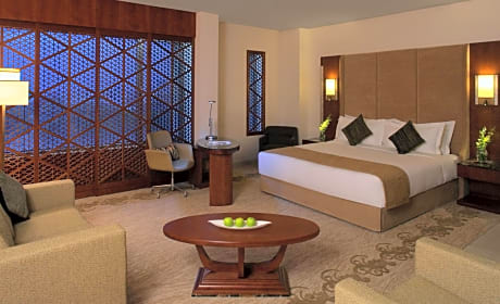 Grand Deluxe King Bed