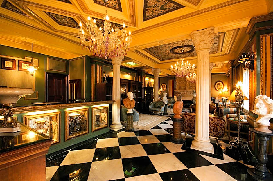 The Old England Hotel