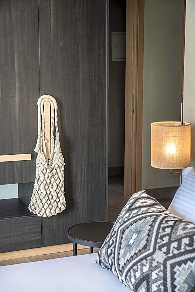 panorama new generation