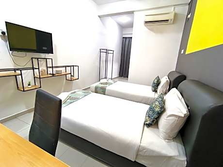 Large Twin Room