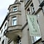 City Hotel West