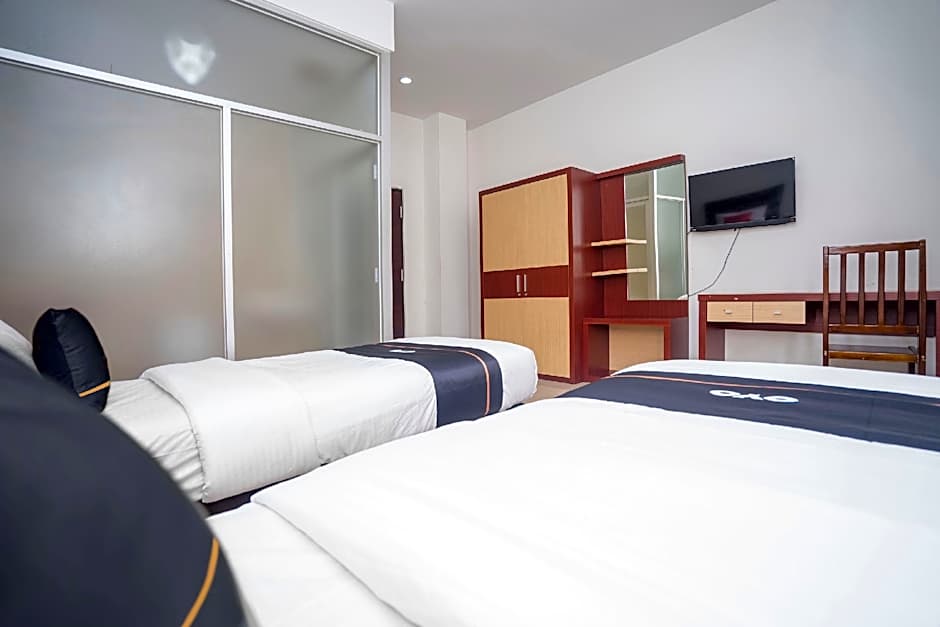 OYO 2695 D'es Guest House