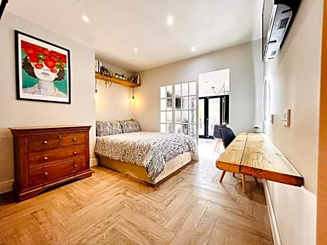 Rest Boutique Acton