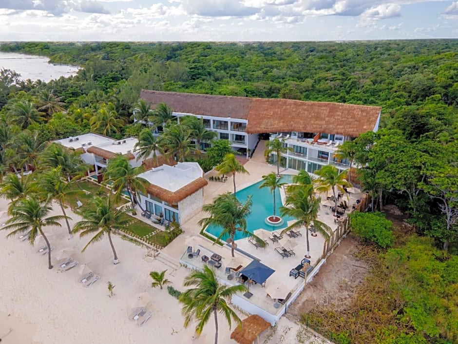 The Beachfront by The Fives Hotels - All Inclusive A la Carte - Adults Only