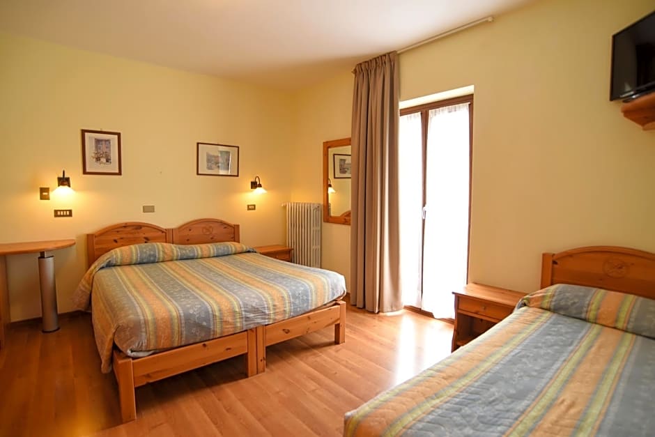 Albergo Bucaneve