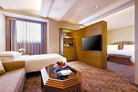 Deluxe Double Room with Extra Bed