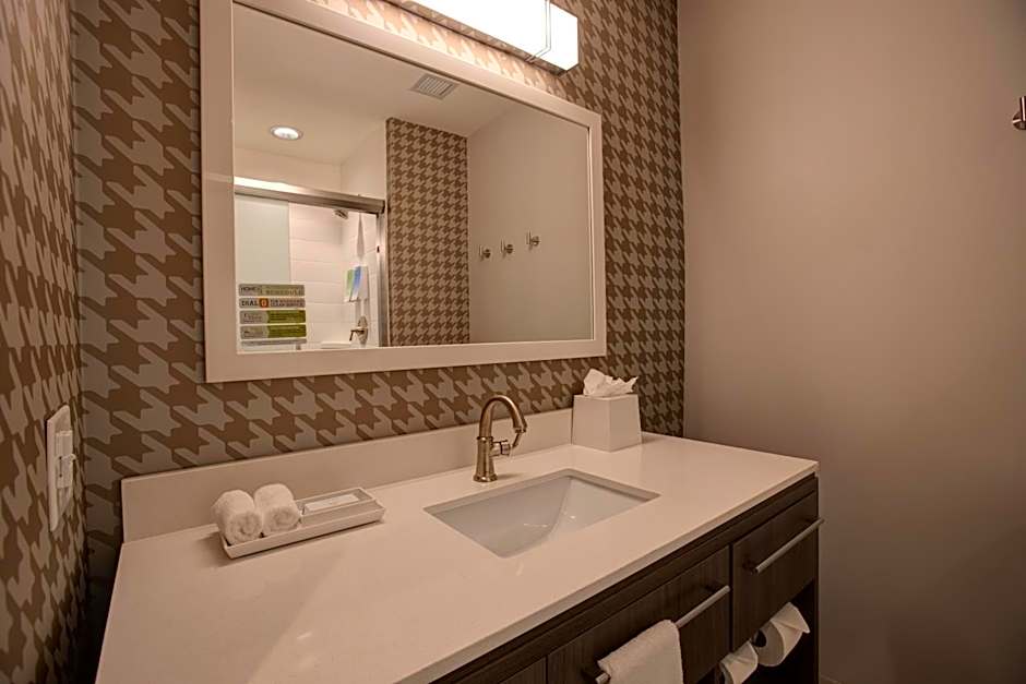 Home2 Suites By Hilton Charlotte Uptown