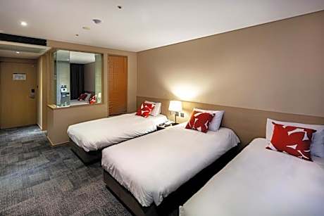 Deluxe Triple Room