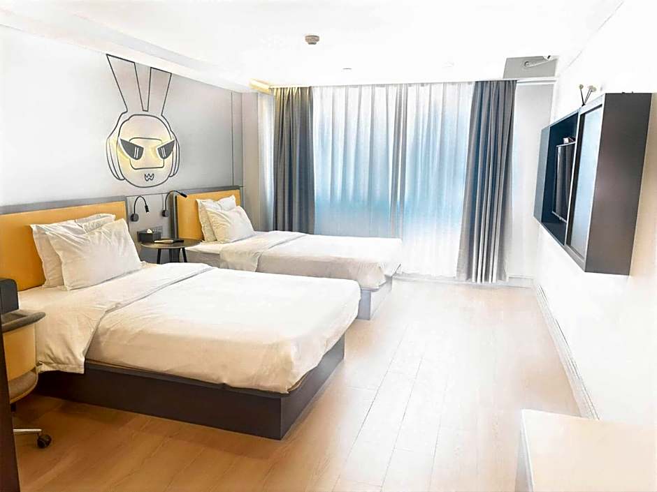 IU Hotel Xian Zhong Gu Lou Square