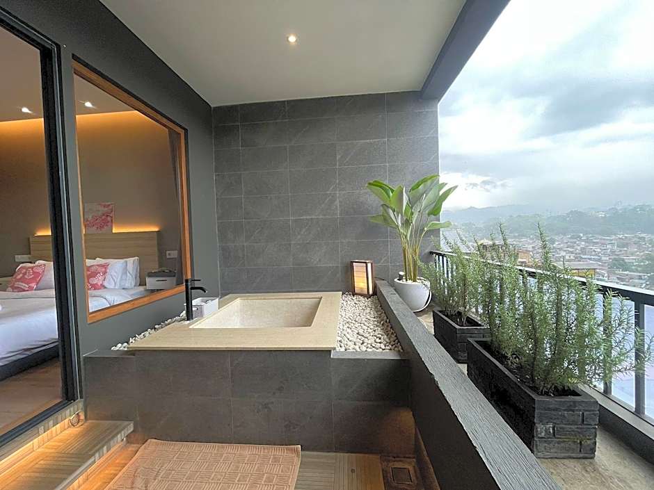 Mogami Ryokan Bandung – Bandung, KY