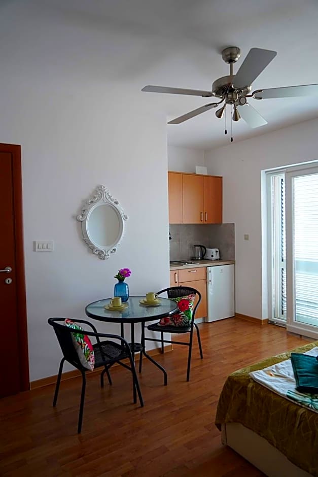 Apartments Proxima