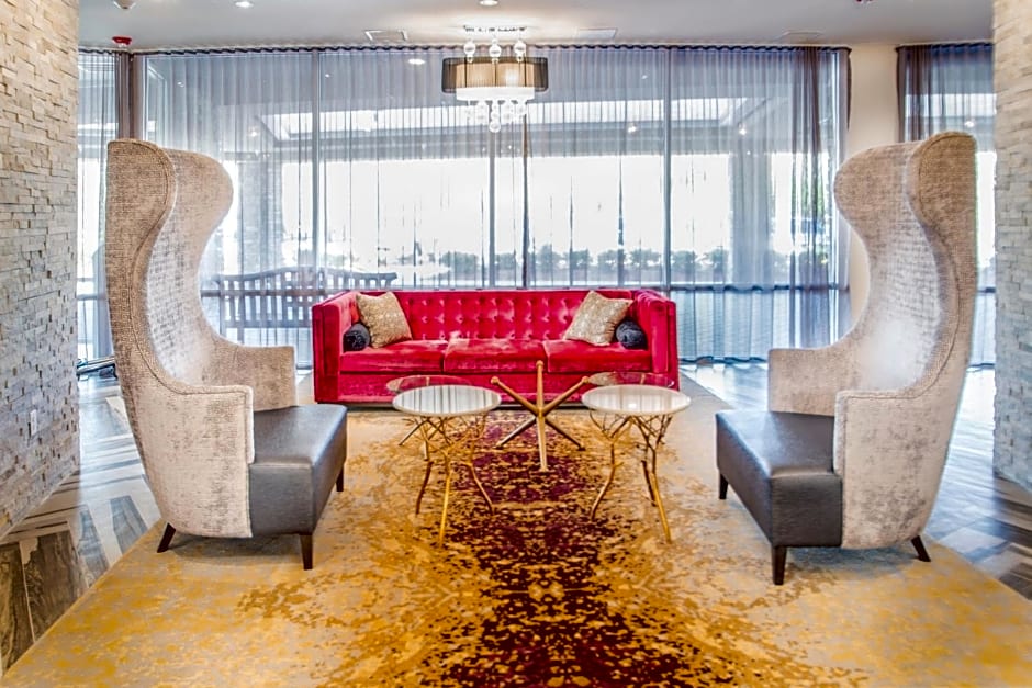 Crowne Plaza Saddlebrook By IHG