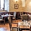 Hotel Octarna - Free On-site Parking