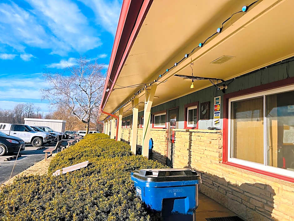 Wisconsin-Aire Motel By OYO Random Lake