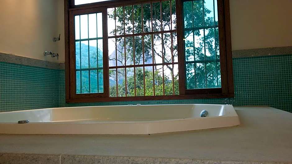 Suíte Condomínio Vista Azul - Pedra Azul