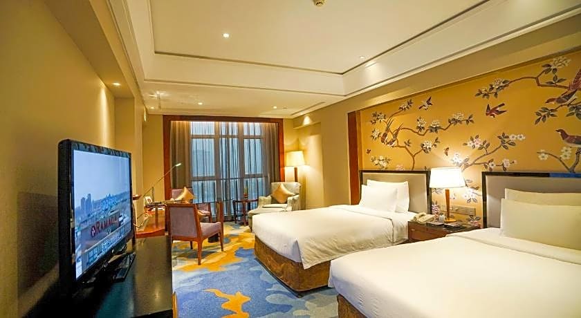 Wyndham Grand Plaza Royale Ningbo