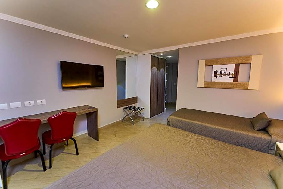 Foz Plaza Hotel