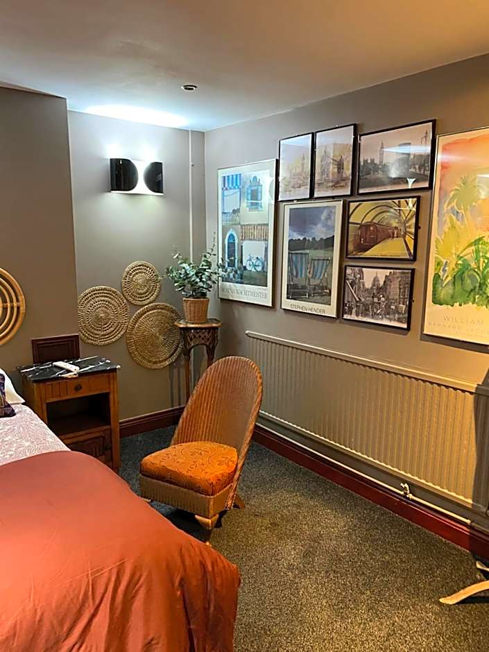 PAVILION ROOMS AT NO. 26