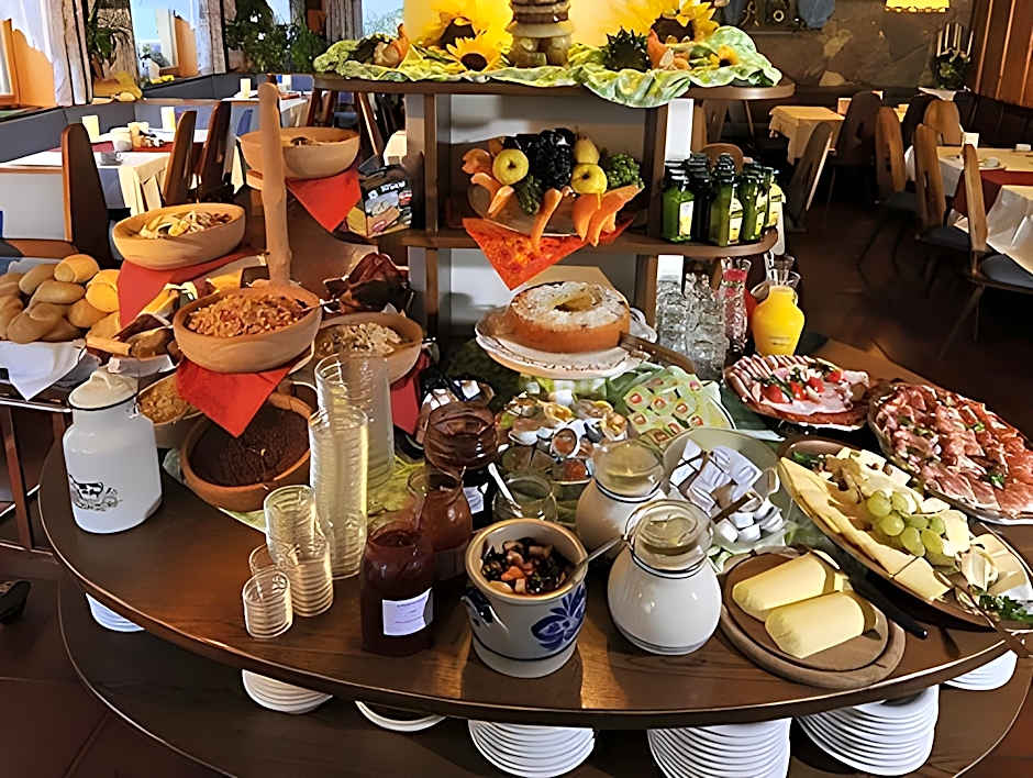 Zum Hirschen Boutique Hotel Val di Non