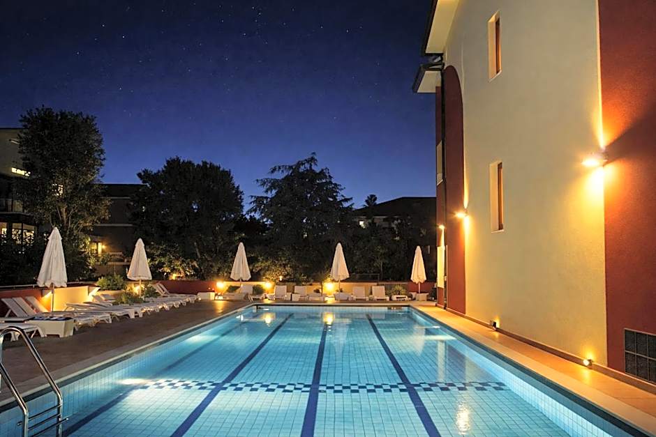 Frontemare Appartamenti e Camere ELISABETTA