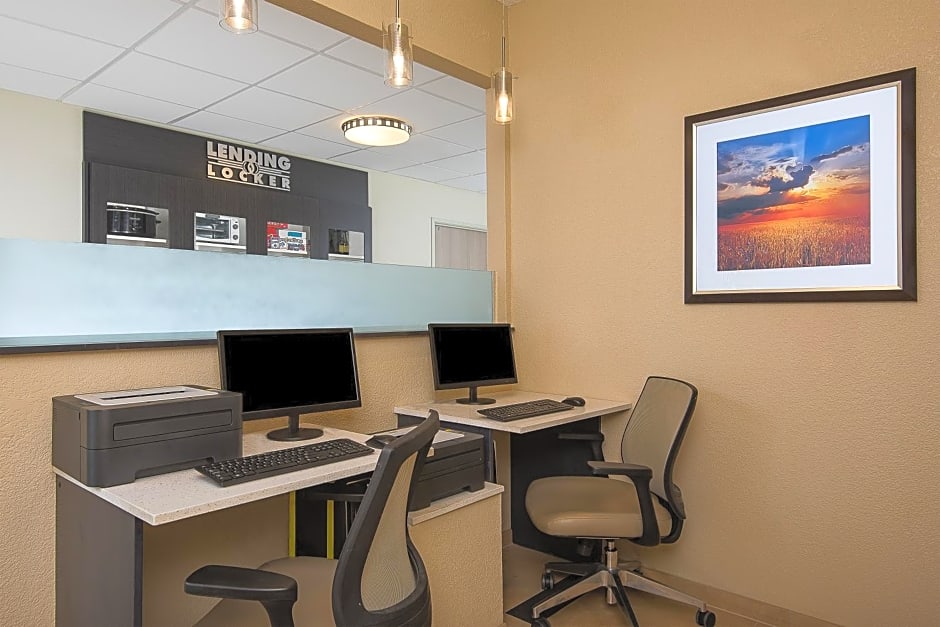 Candlewood Suites Bloomington By IHG