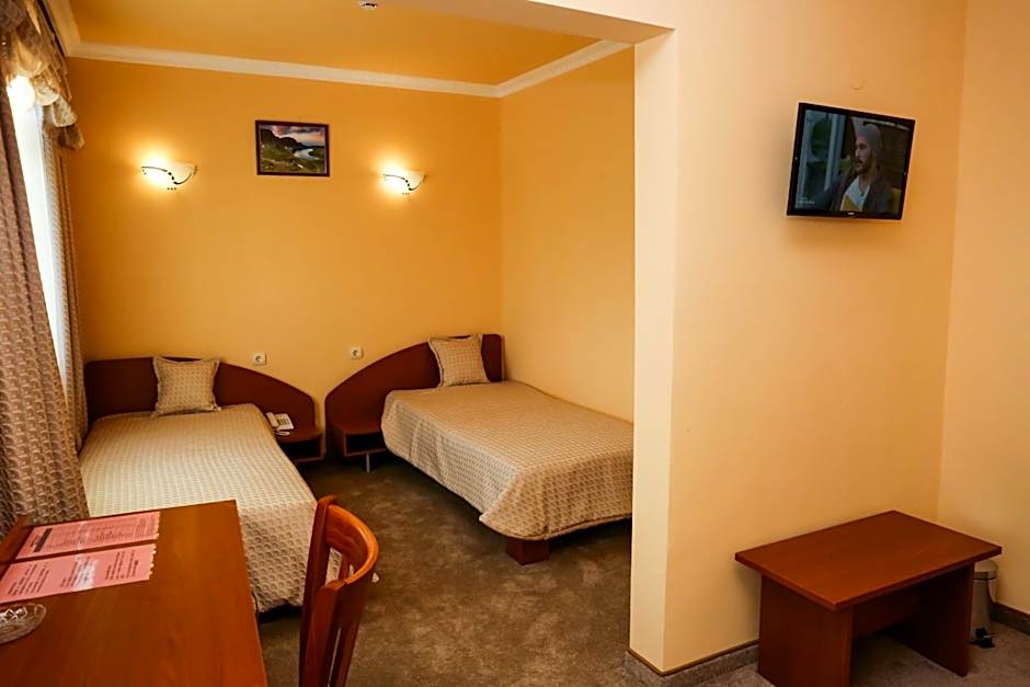 Photo 1 of 6 of Deluxe Apartment