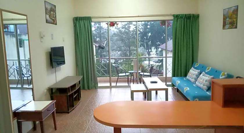 Teluk Batik Holiday Apartment
