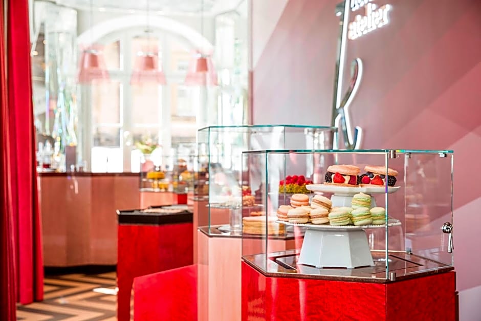 Gewandhaus Dresden, Autograph Collection by Marriott
