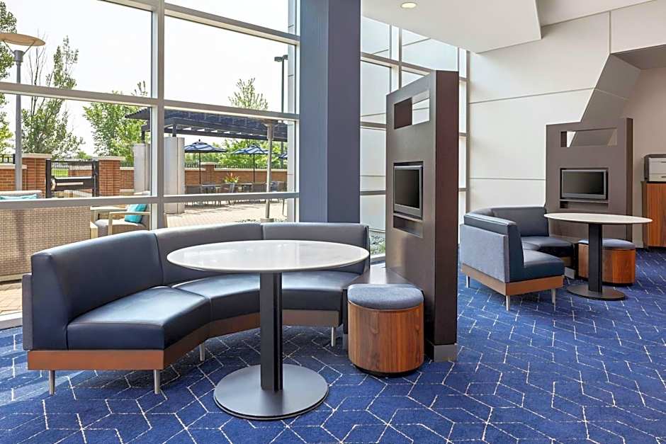 Courtyard by Marriott Minneapolis Maple Grove/Arbor Lakes