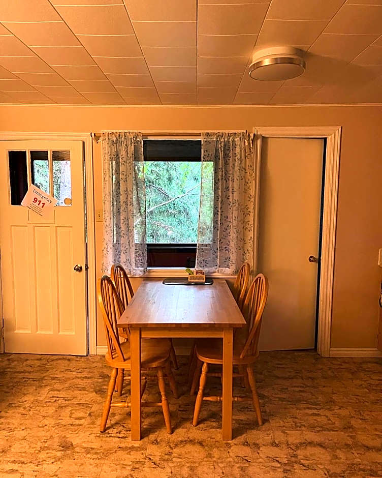 Forest & Lake PEI Cottages