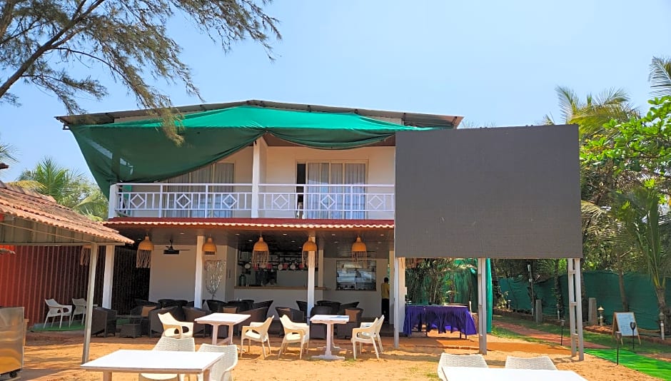 Shining Sand Beach Hotel