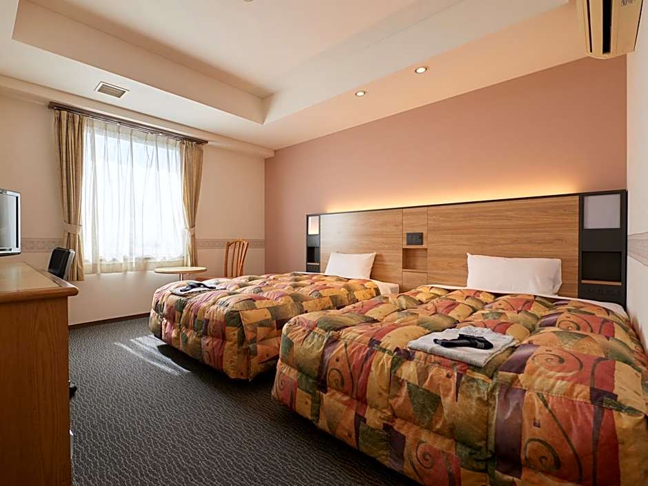 Gamagori Hotel