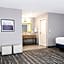 Hampton Inn & Suites Chicago/St. Charles