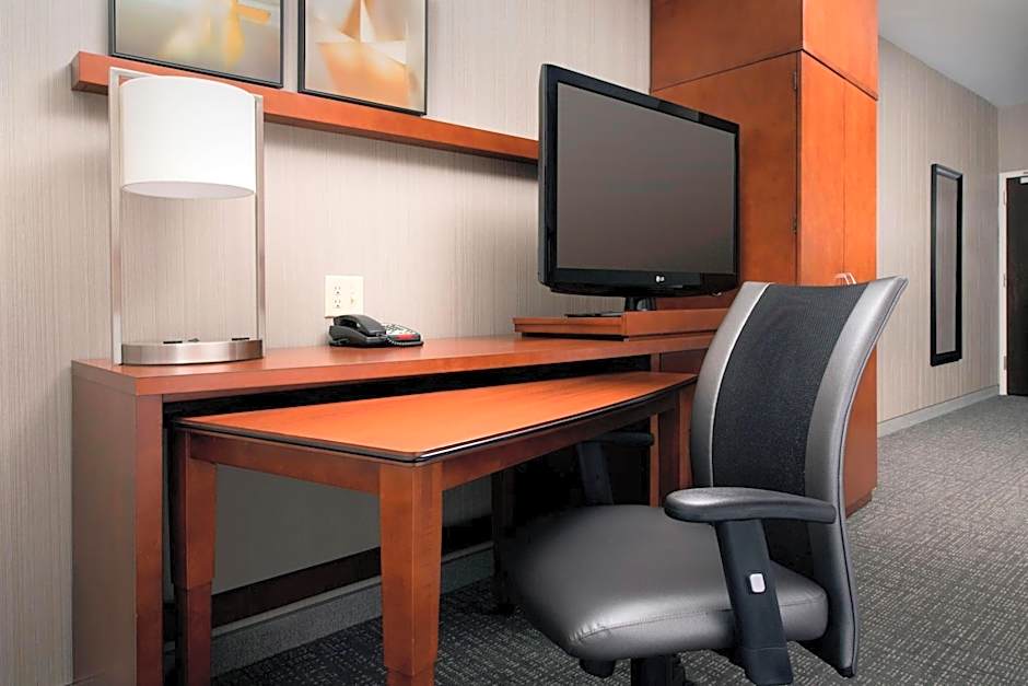 Courtyard by Marriott Tyler