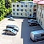 Hotel BEST with FREE PARKING