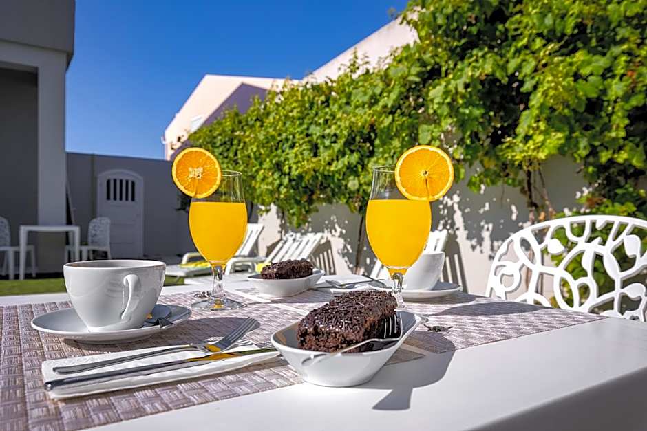 Ilheu 25 Peniche House