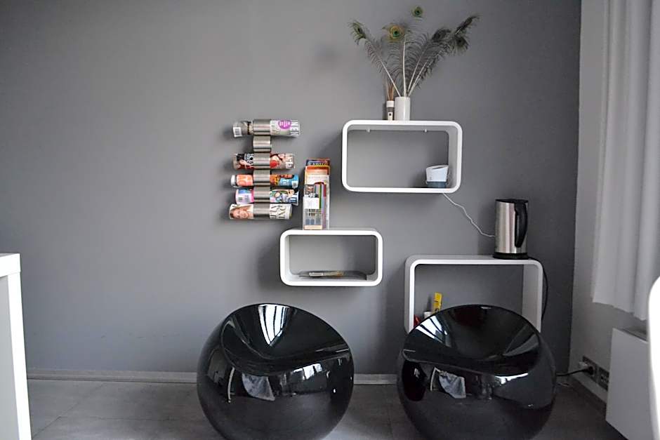 PLANT BASED b&b central Bruges