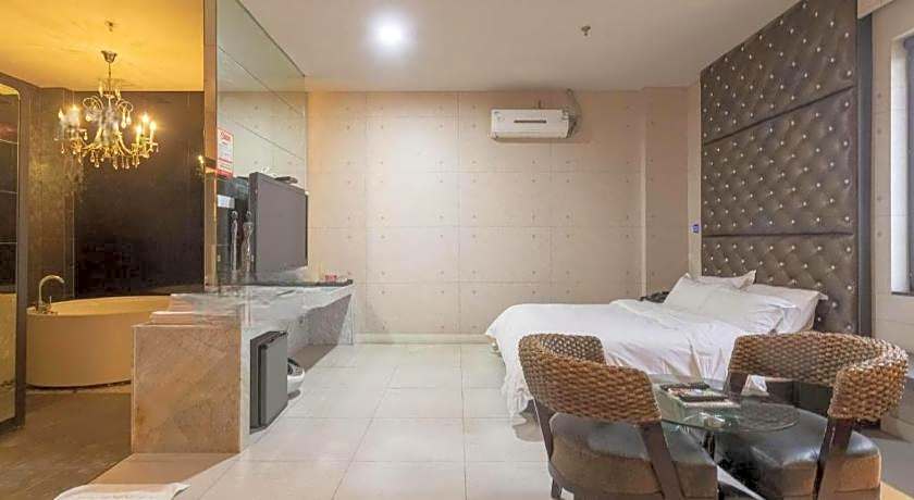 Qingdao Hengbo Hotel