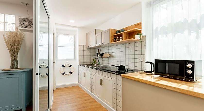 Lee's Mark Residence