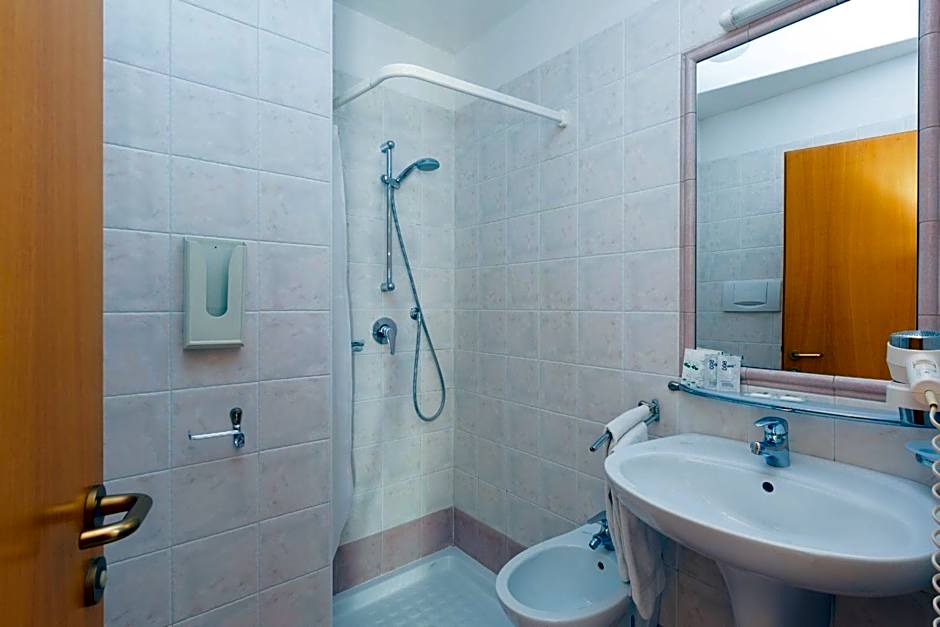 Hotel Antica Croce - Gardaslowemotion