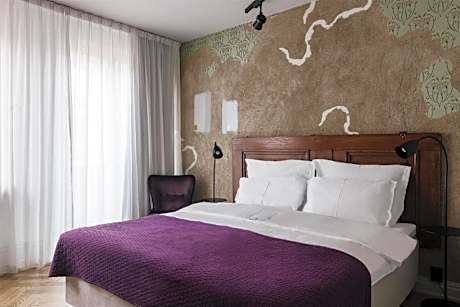 King Room with Balcony