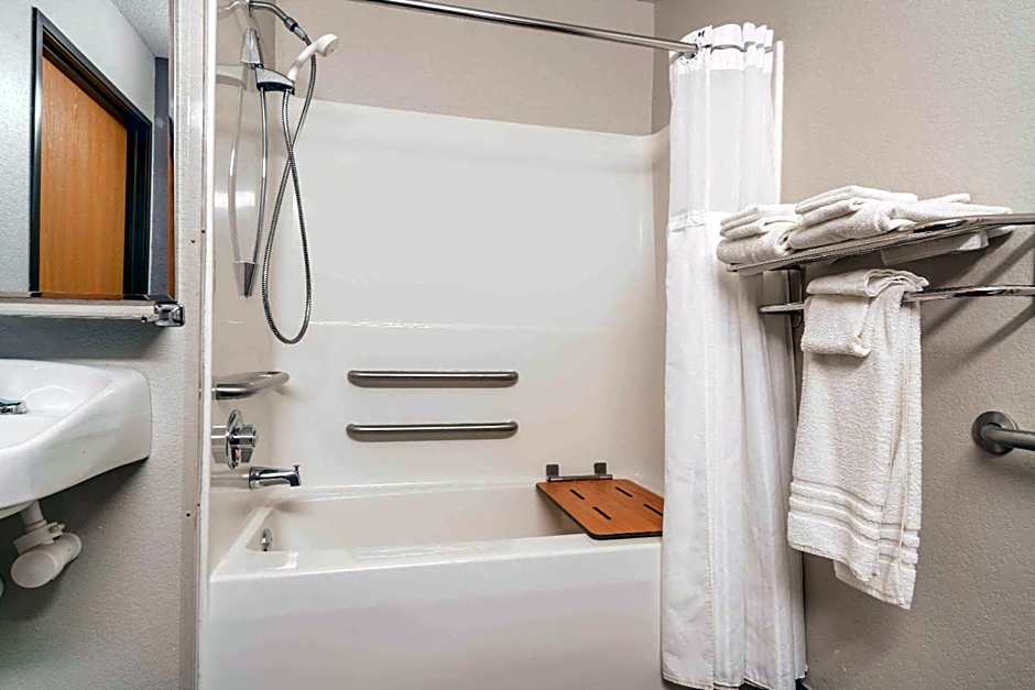 Microtel Inn & Suites By Wyndham Springfield